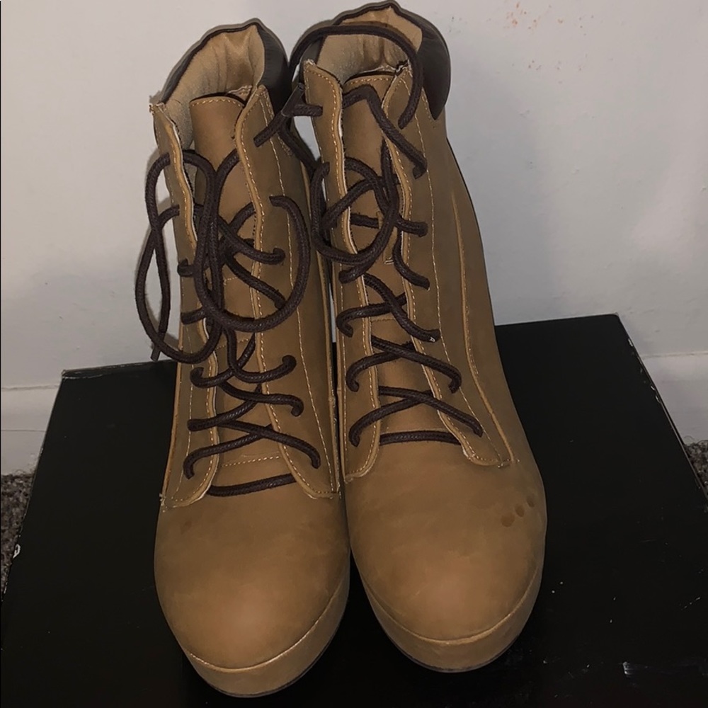 woman hell booties